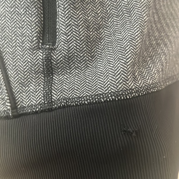 Lululemon bundle set of 5 -Define Jacket Luon, Scuba full-zip, crop jacketSize 8 - Picture 8 of 10